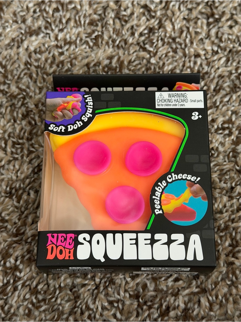 Squeezza Pizza Needoh - yellow crust